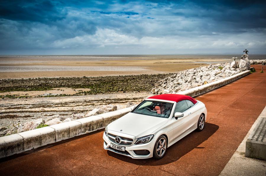  Mercedes-Benz C220 d AMG Line Cabriolet 2016 года  (UK) (фото 14 из 29)